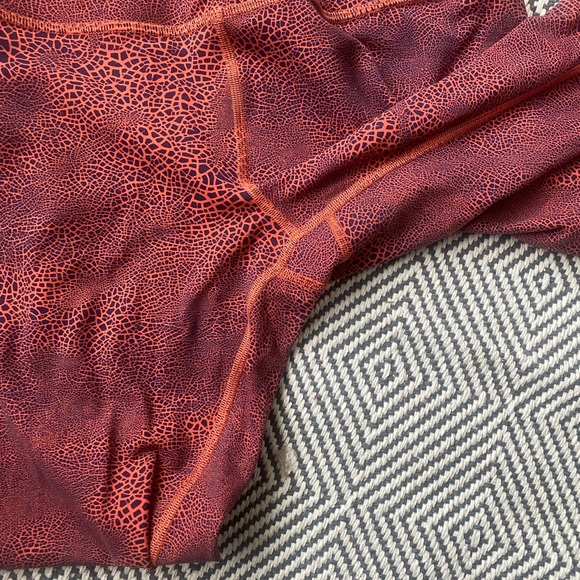 Lululemon Wunder Train High-Rise Tight 25" - Picture 2 of 4